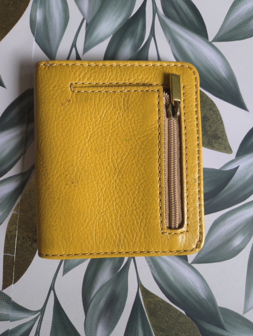 Small Fossil Wallet - Picture 2 of 5